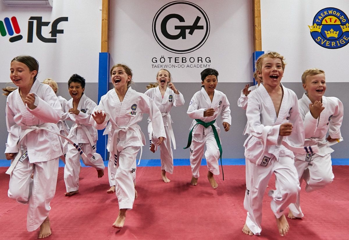 Klasskamrater på Göteborg Taekwon-Do Academy
